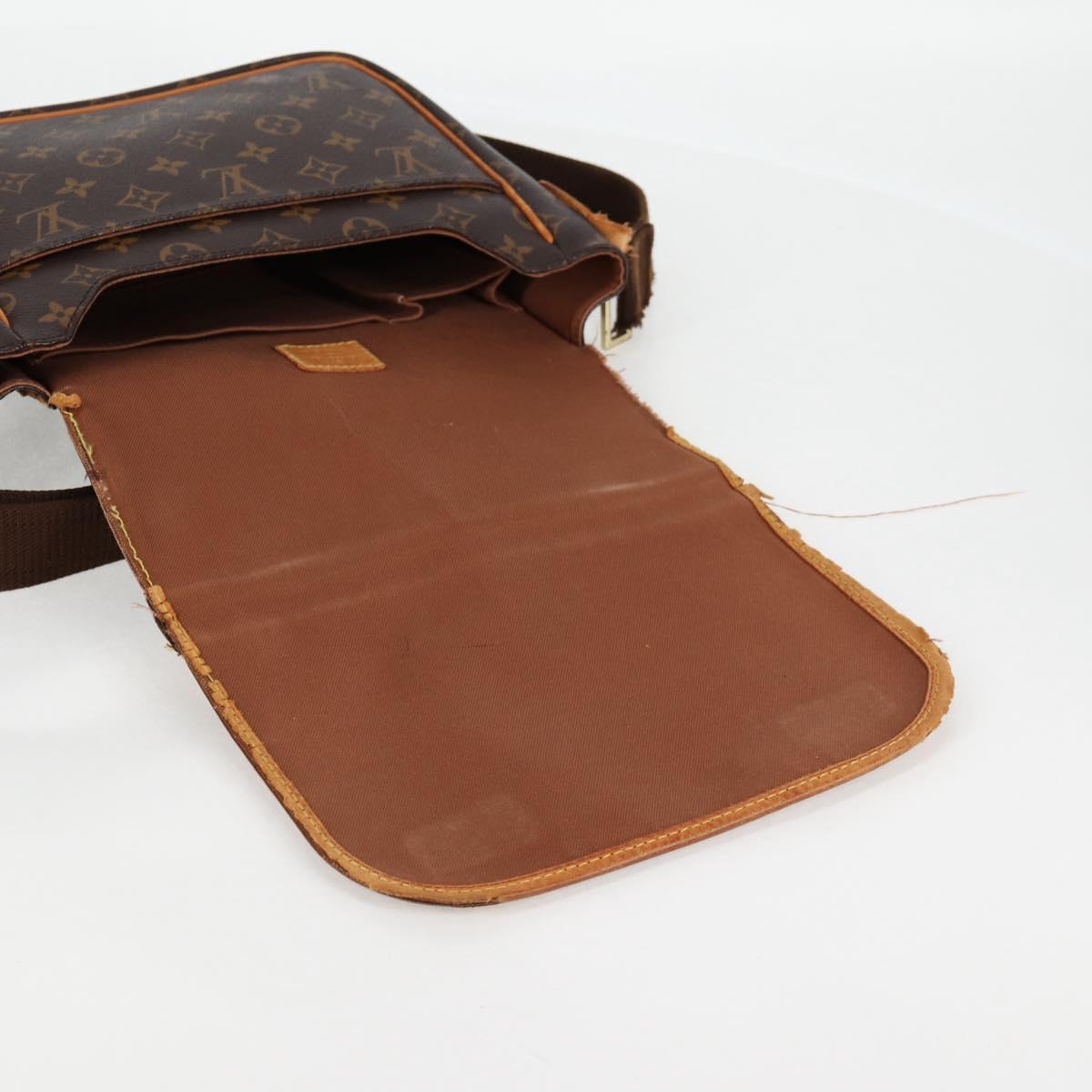 LOUIS VUITTON Monogram Messenger Bosphore PM Shoulder Bag M40106 LV Auth bs28239