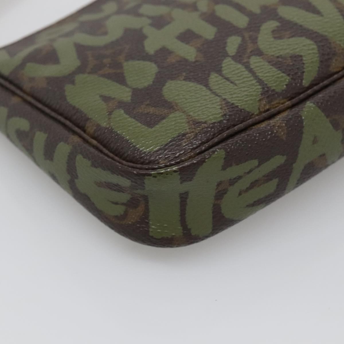 LOUIS VUITTON Graffiti Pochette Accessoires Pouch Khaki M92191 LV Auth bs28566