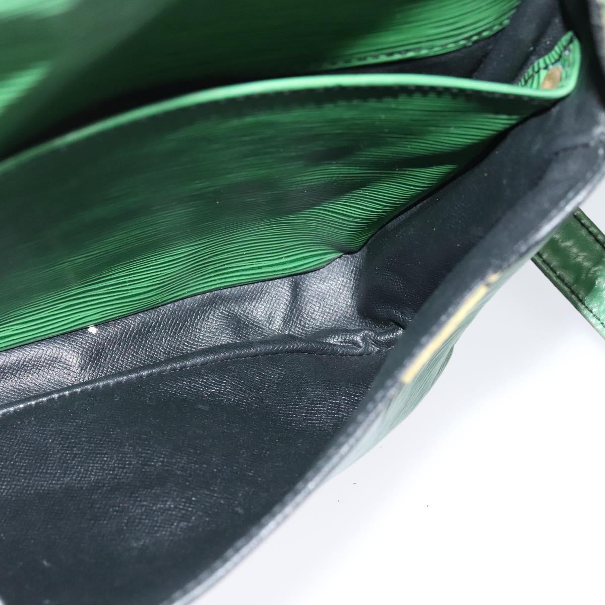 LOUIS VUITTON Epi Cartouchiere MM Shoulder Bag Green M52244 LV Auth bs28612