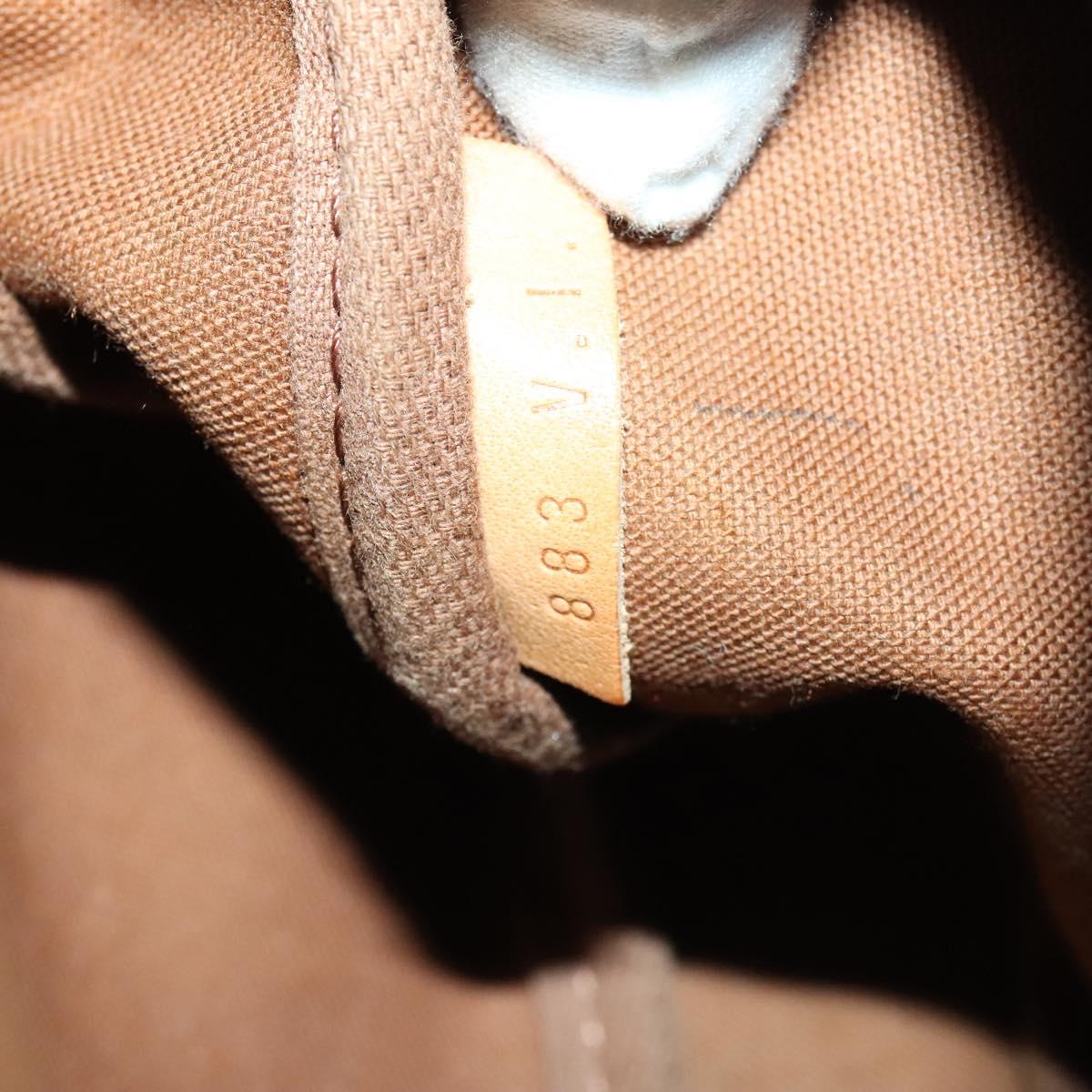 LOUIS VUITTON Monogram Saumur 30 Shoulder Bag M42256 LV Auth bs28820