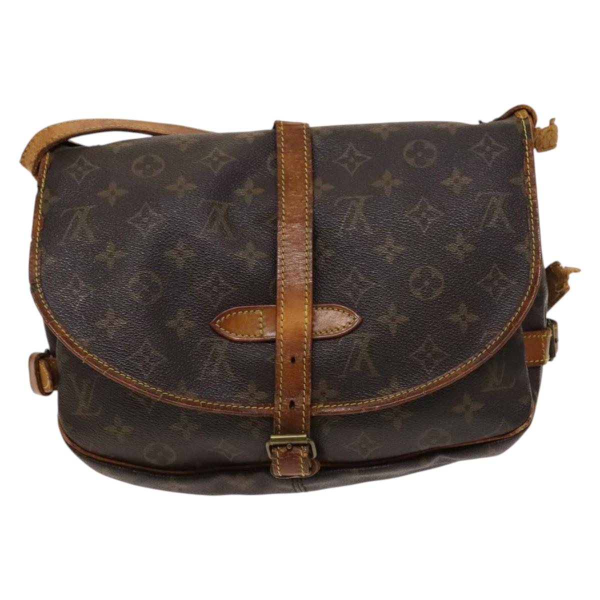 LOUIS VUITTON Monogram Saumur 30 Shoulder Bag M42256 LV Auth bs28820