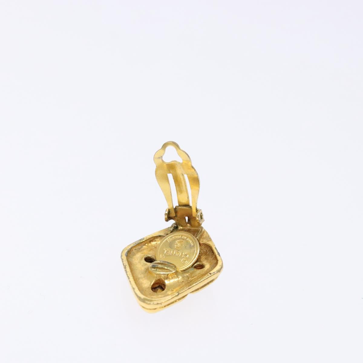 CHANEL Earring metal Gold CC Auth bs29166