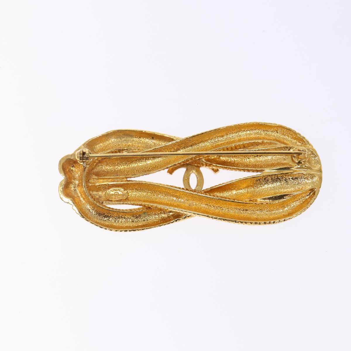 CHANEL Brooch metal Gold CC Auth bs29186