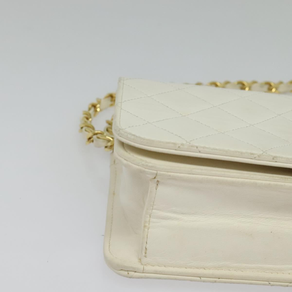CHANEL Matelasse Chain Shoulder Bag Leather White Gold CC Auth bs29210