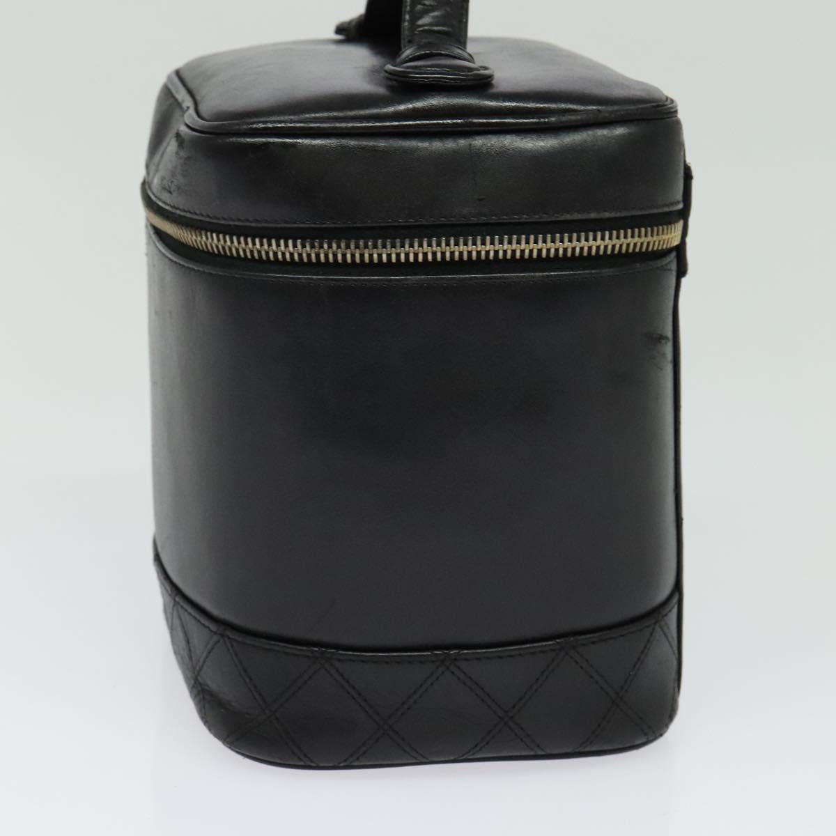 CHANEL Vanity Pouch Leather Black Gold CC Auth bs29211