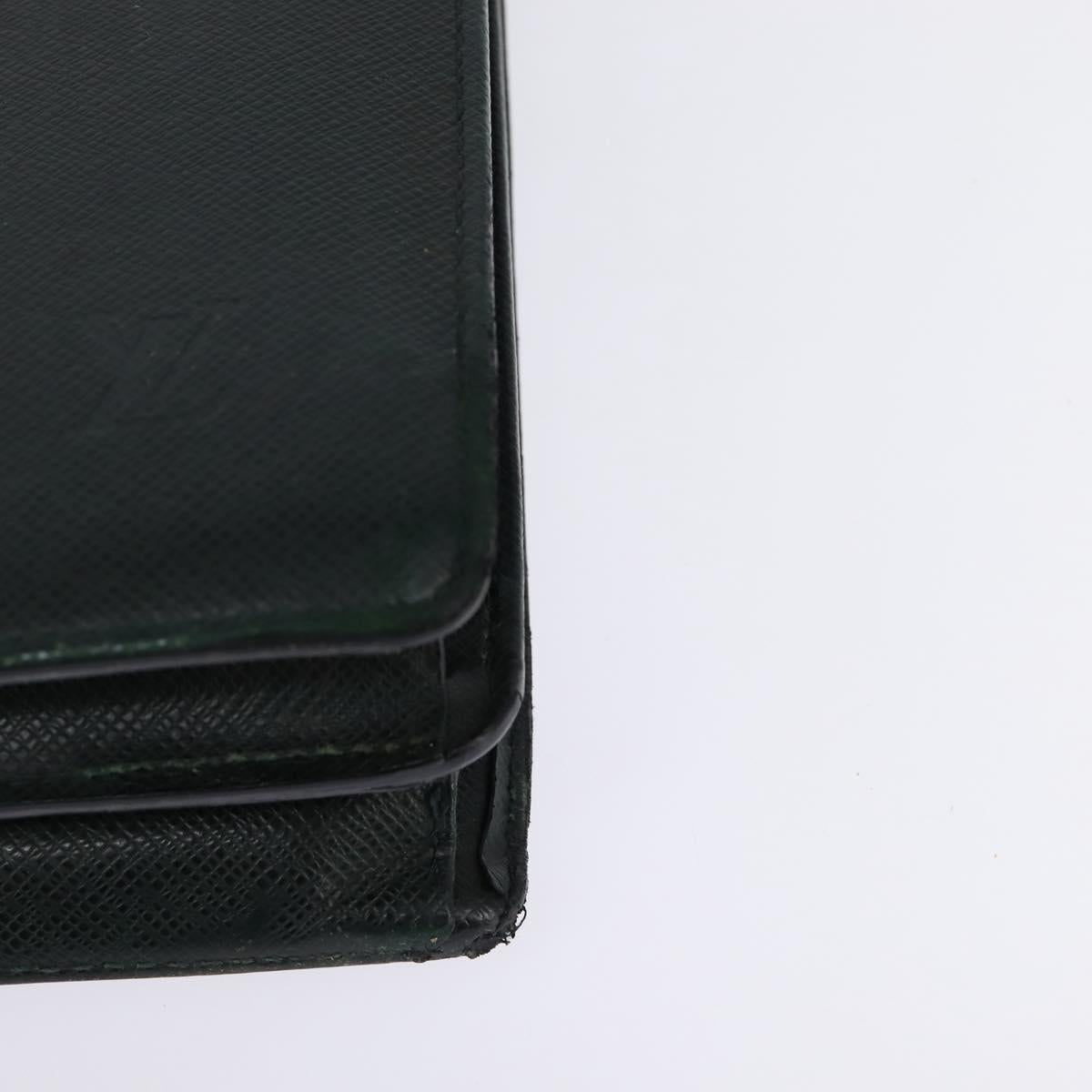 LOUIS VUITTON Taiga Serviette Moskova Business Bag Epicea M30034 LV Auth bs29223