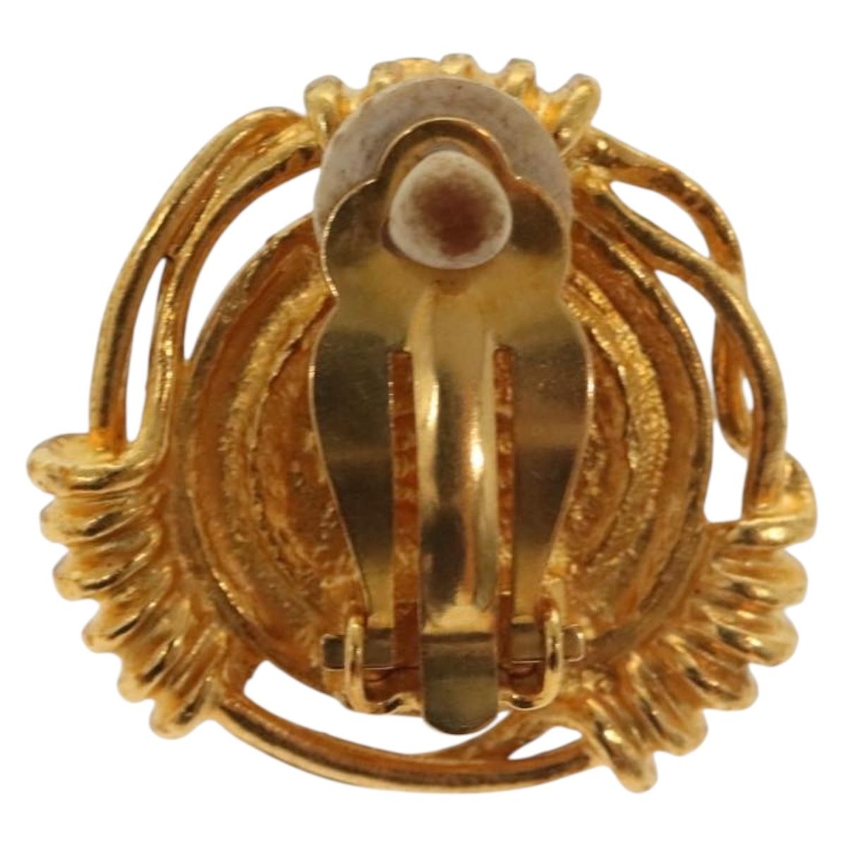 CHANEL Earring metal Gold CC Auth bs29251