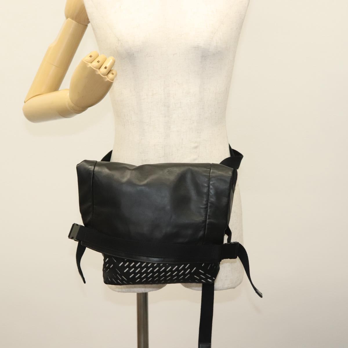 BOTTEGA VENETA Waist Bag Leather Black Auth bs29314