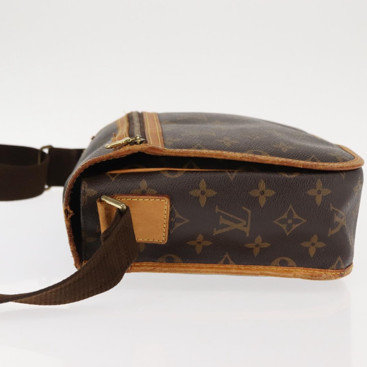LOUIS VUITTON Monogram Messenger Bosphore PM Shoulder Bag M40106 LV Auth bs29748