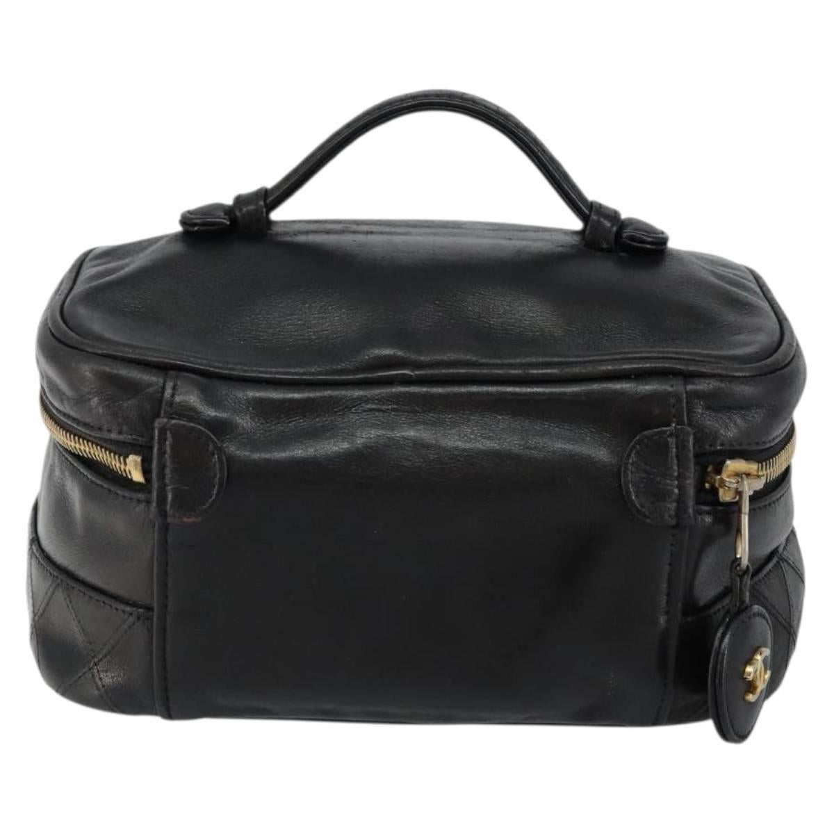 CHANEL Matelasse Vanity Pouch Lamb Skin Black Gold CC Auth bs29827