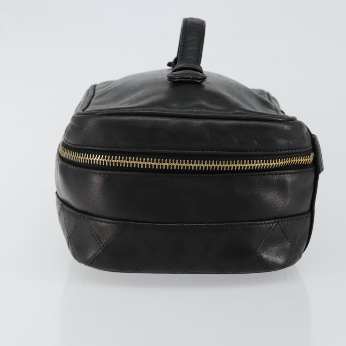 CHANEL Matelasse Vanity Pouch Lamb Skin Black Gold CC Auth bs29827