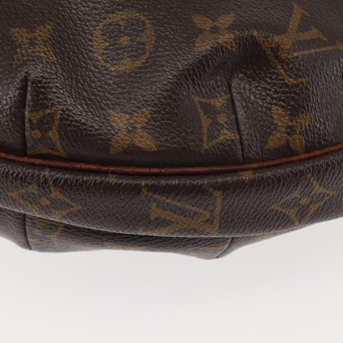 LOUIS VUITTON Monogram Croissant MM Shoulder Bag M51512 LV Auth bs30006