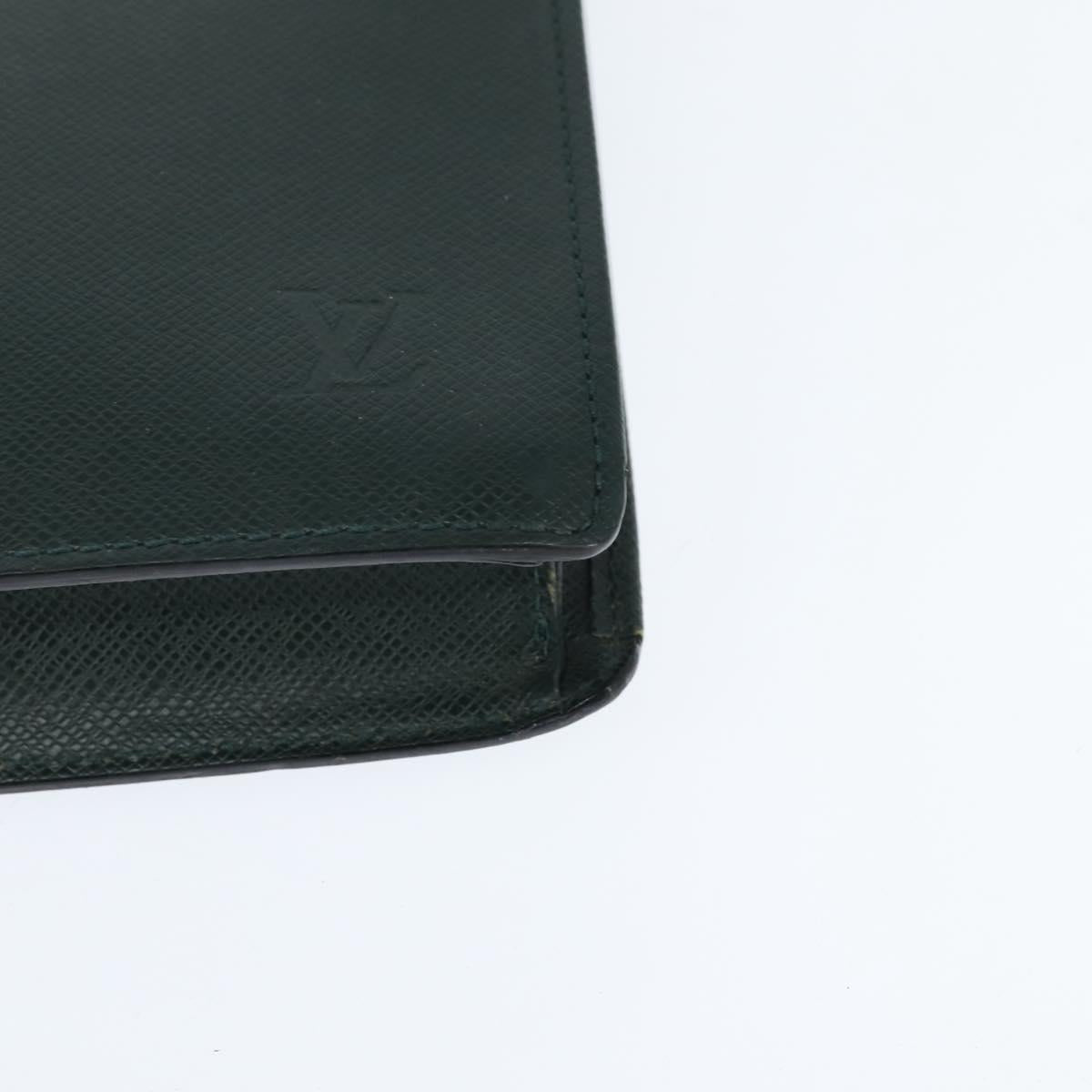 LOUIS VUITTON Taiga ServietteKourad Business Bag Epicea T16786 LV Auth bs30113