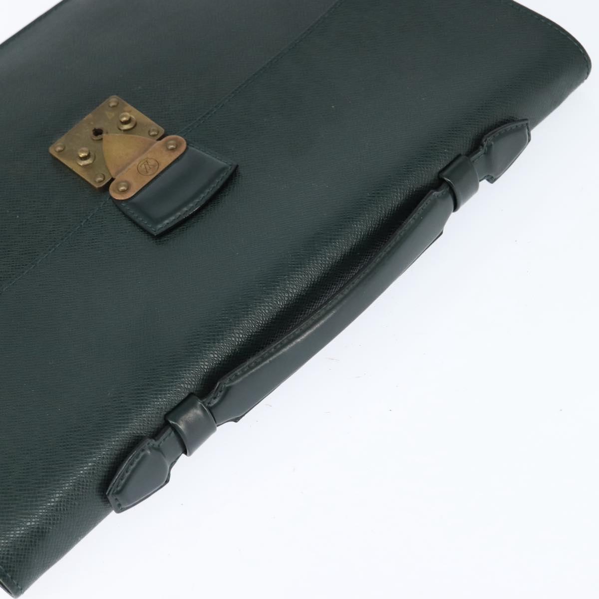 LOUIS VUITTON Taiga ServietteKourad Business Bag Epicea T16786 LV Auth bs30113