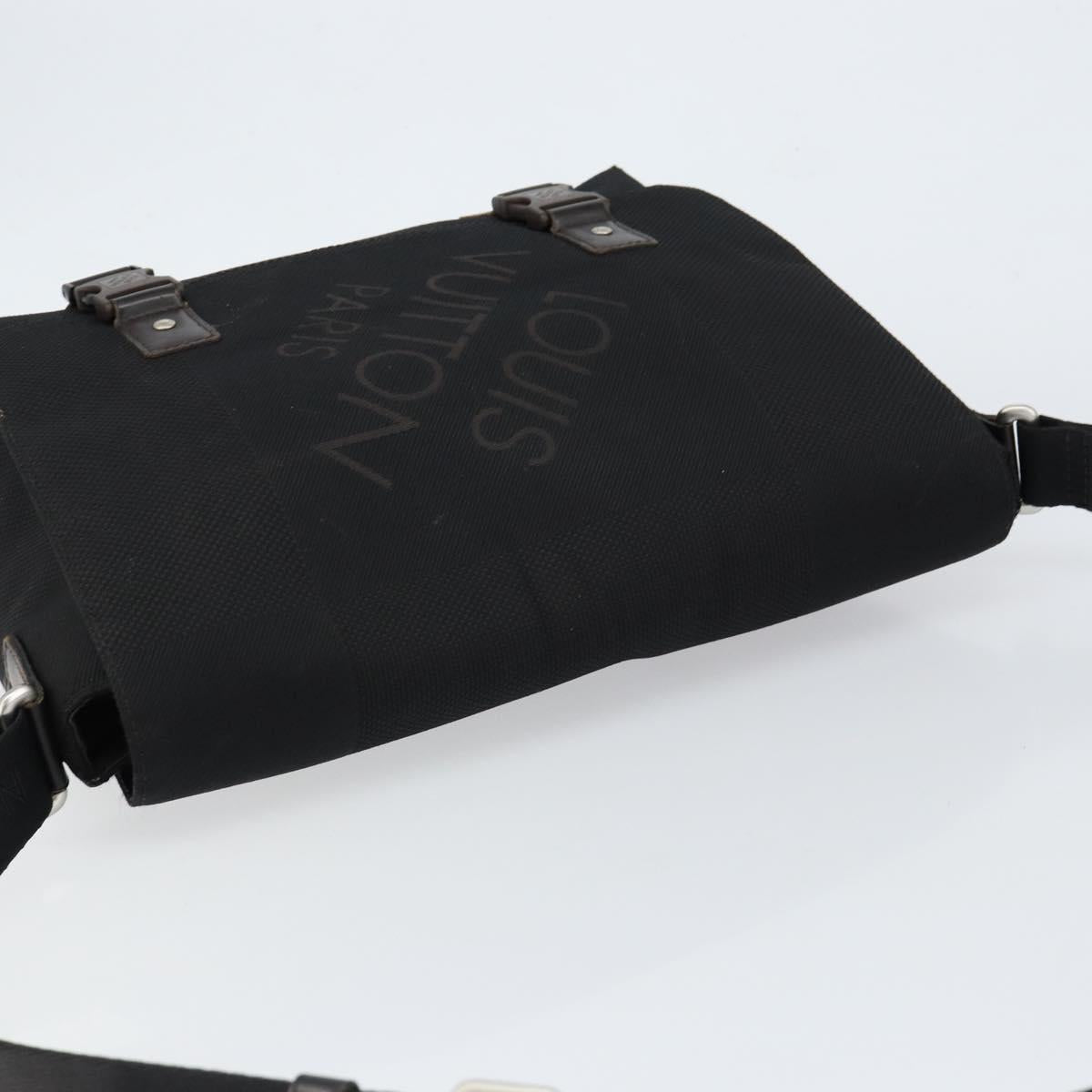 LOUIS VUITTON Damier Geant Roux Shoulder Bag Black M93079 LV Auth bs30119