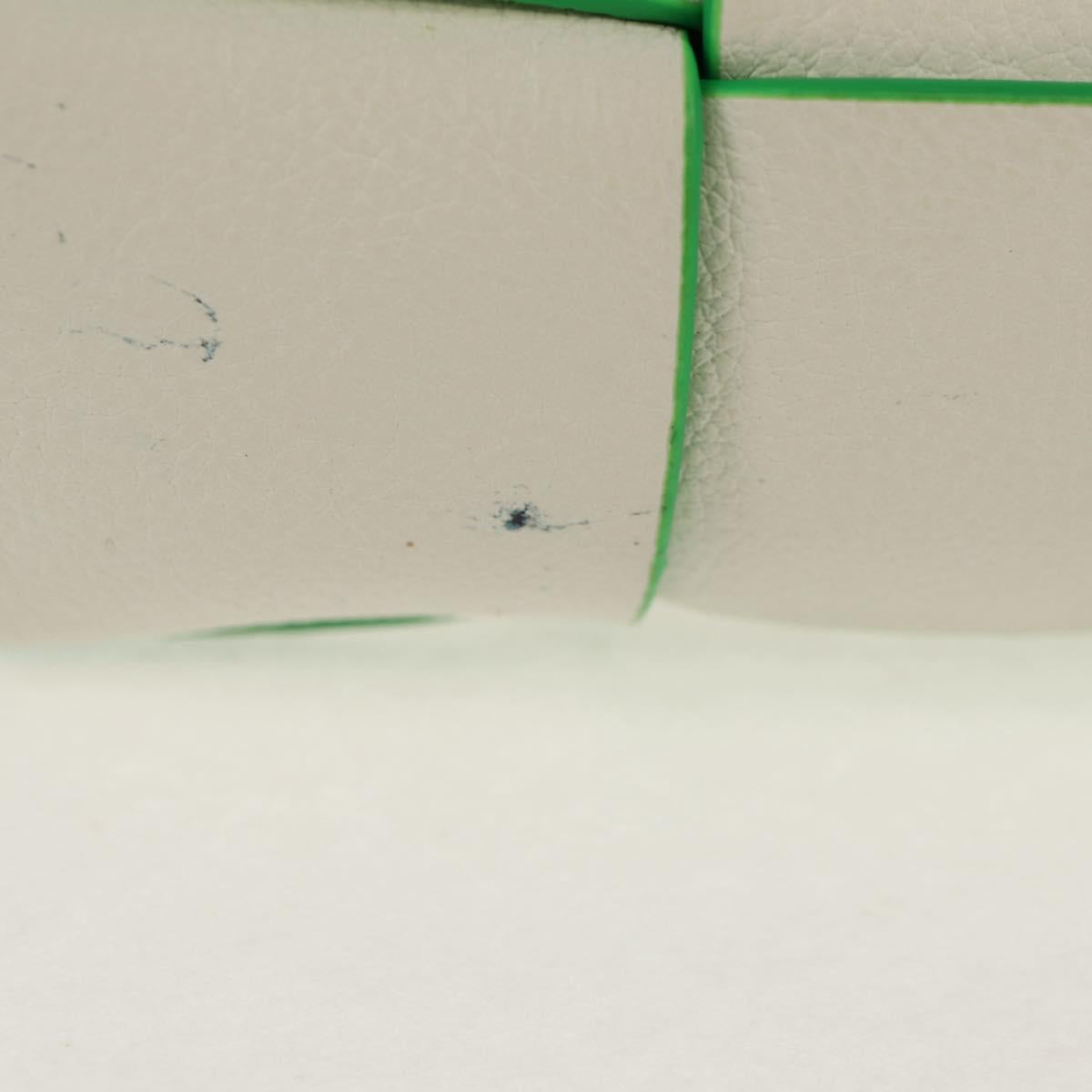 BOTTEGA VENETA MAXI INTRECCIATO Cassette Bag Leather White Green Auth bs30121A