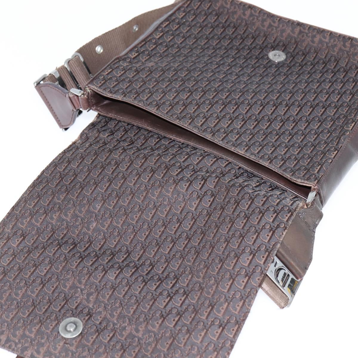 Christian Dior Trotter Canvas Shoulder Bag Brown Silver Auth bs30163