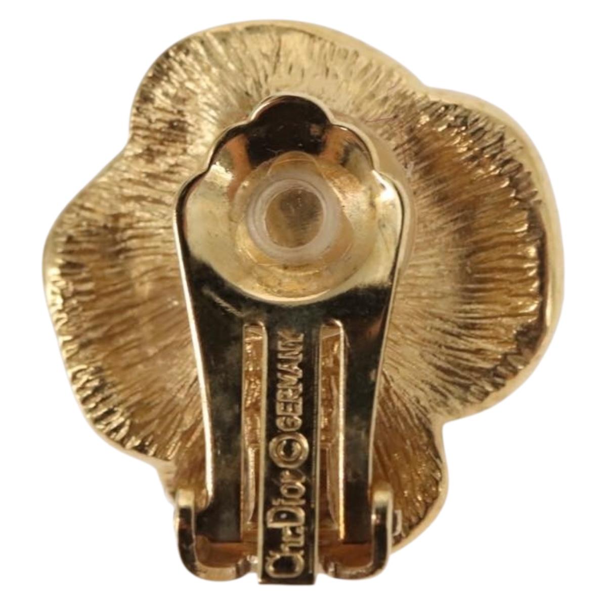 Christian Dior Earring metal Gold Tone Auth bs30300