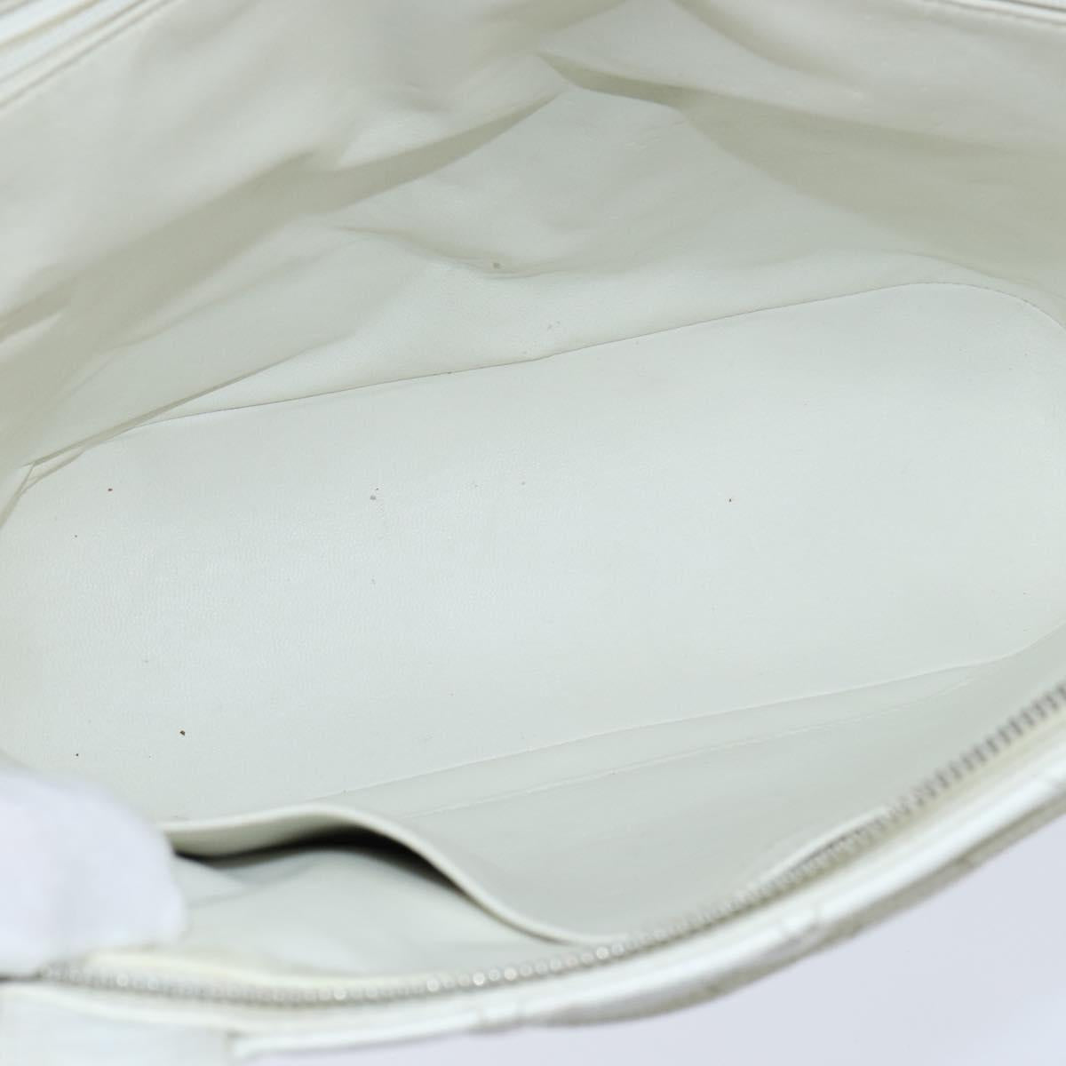 CHANEL Matelasse Tote Bag Caviar Skin White CC Auth bs30478