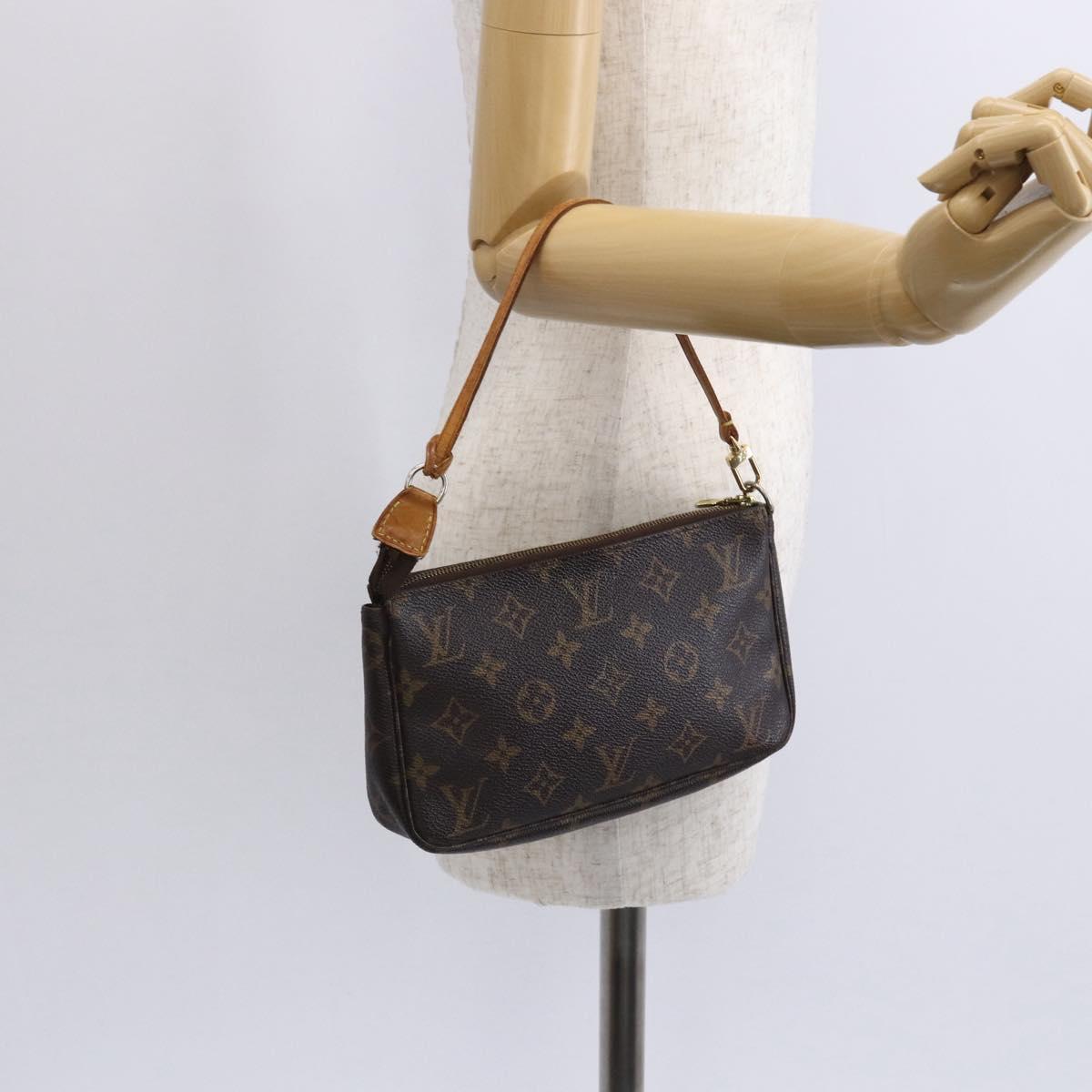 LOUIS VUITTON Monogram Pochette Accessoires Pouch M51980 LV Auth bs30548