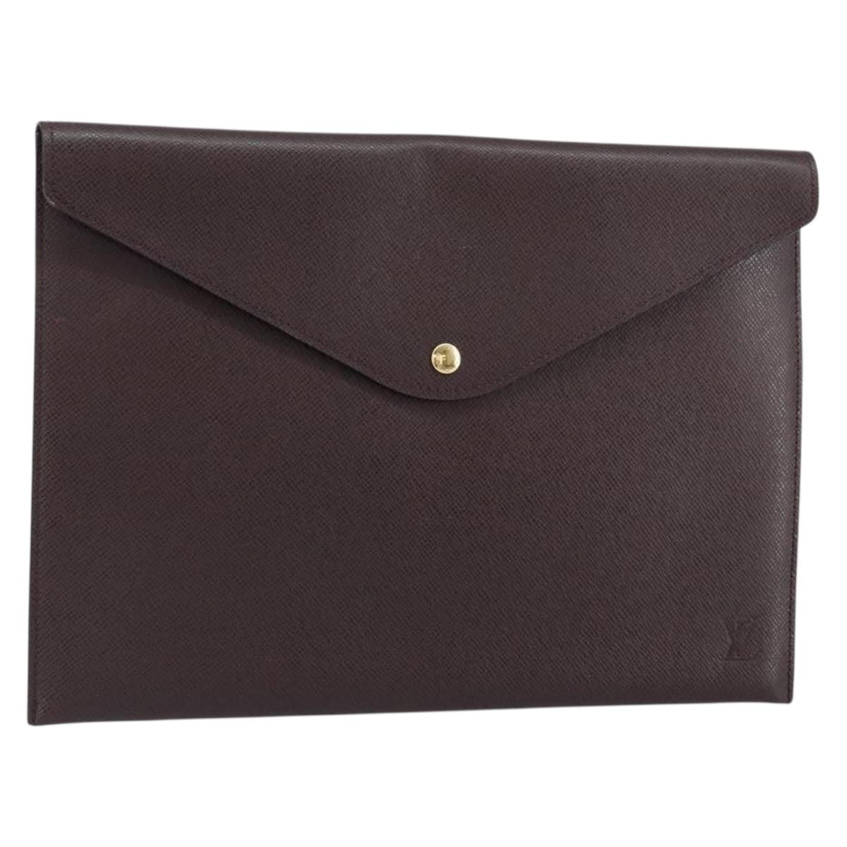 LOUIS VUITTON Taiga Document case Pouch Acajou M99087 LV Auth bs30556