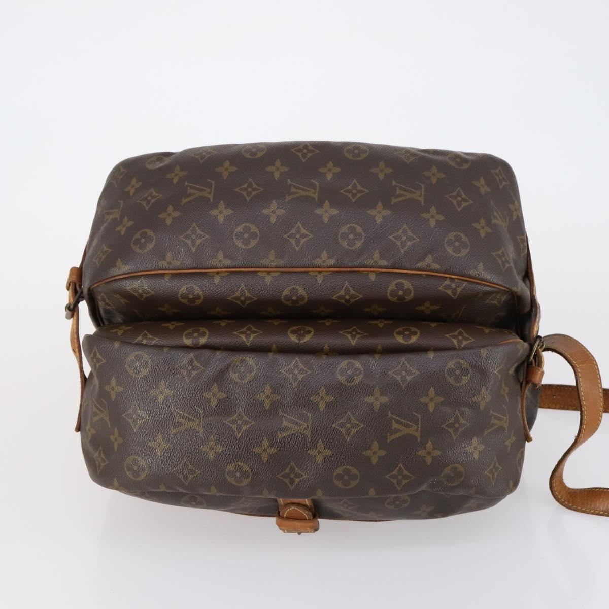 LOUIS VUITTON Monogram Saumur 35 Shoulder Bag M42254 LV Auth bs30612