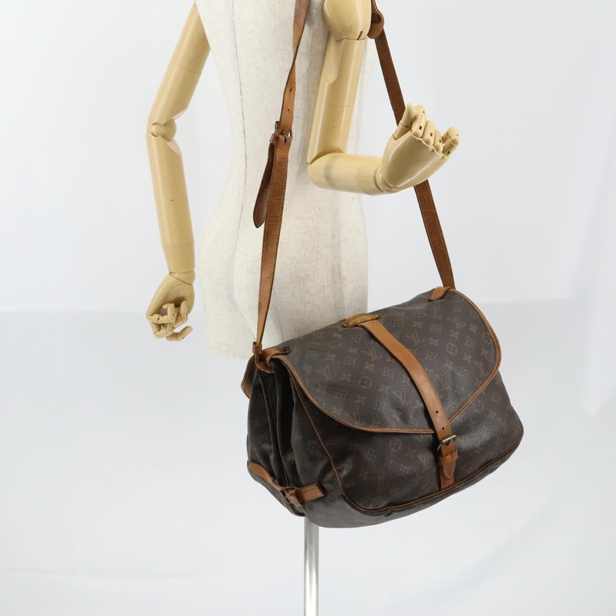 LOUIS VUITTON Monogram Saumur 35 Shoulder Bag M42254 LV Auth bs30612