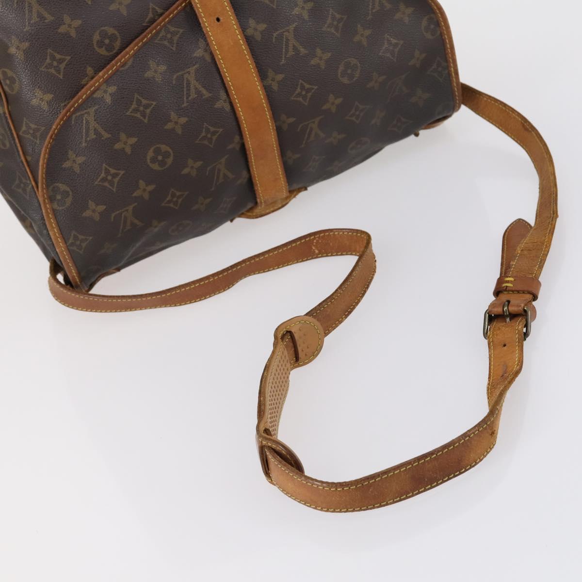 LOUIS VUITTON Monogram Saumur 35 Shoulder Bag M42254 LV Auth bs30612