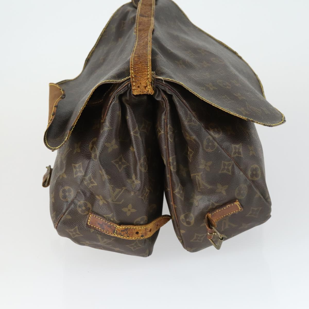 LOUIS VUITTON Monogram Saumur 35 Shoulder Bag M42254 LV Auth bs30831