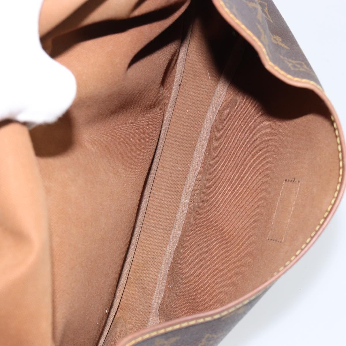 LOUIS VUITTON Monogram Saumur 30 Shoulder Bag M42256 LV Auth bs30833