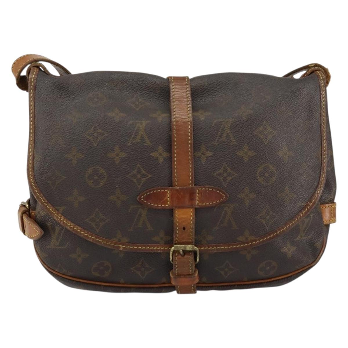 LOUIS VUITTON Monogram Saumur 30 Shoulder Bag M42256 LV Auth bs30833