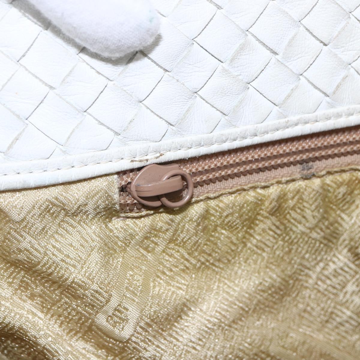 BOTTEGA VENETA INTRECCIATO Shoulder Bag Leather White Silver Auth bs30958