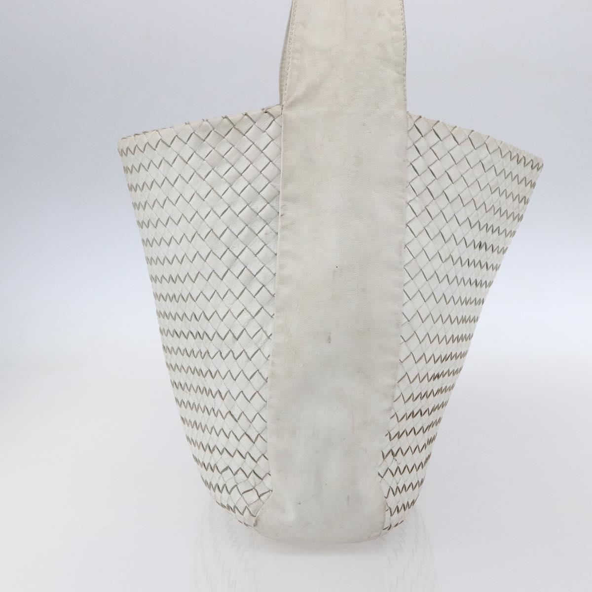 BOTTEGA VENETA INTRECCIATO Shoulder Bag Leather White Silver Auth bs30958