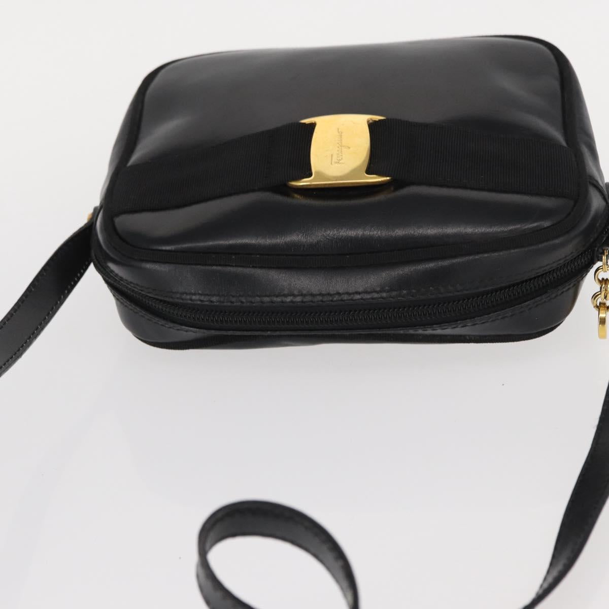 Salvatore Ferragamo Vala Shoulder Bag Leather Black Gold Auth bs30964