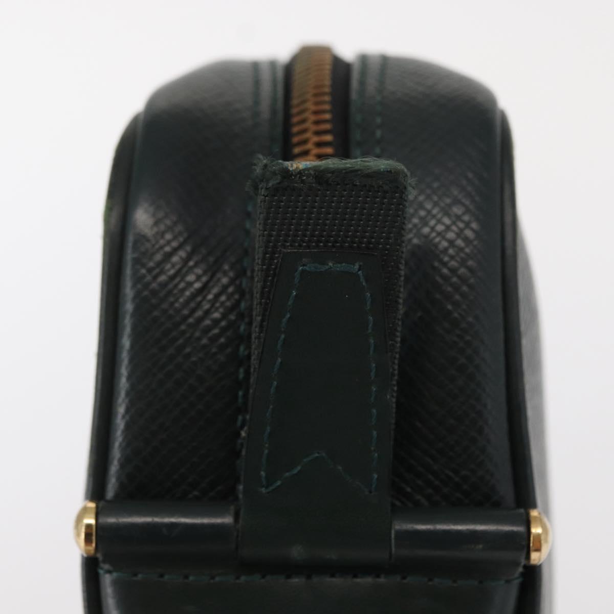 LOUIS VUITTON Taiga Karga Clutch Bag Epicea M30814 LV Auth bs31097