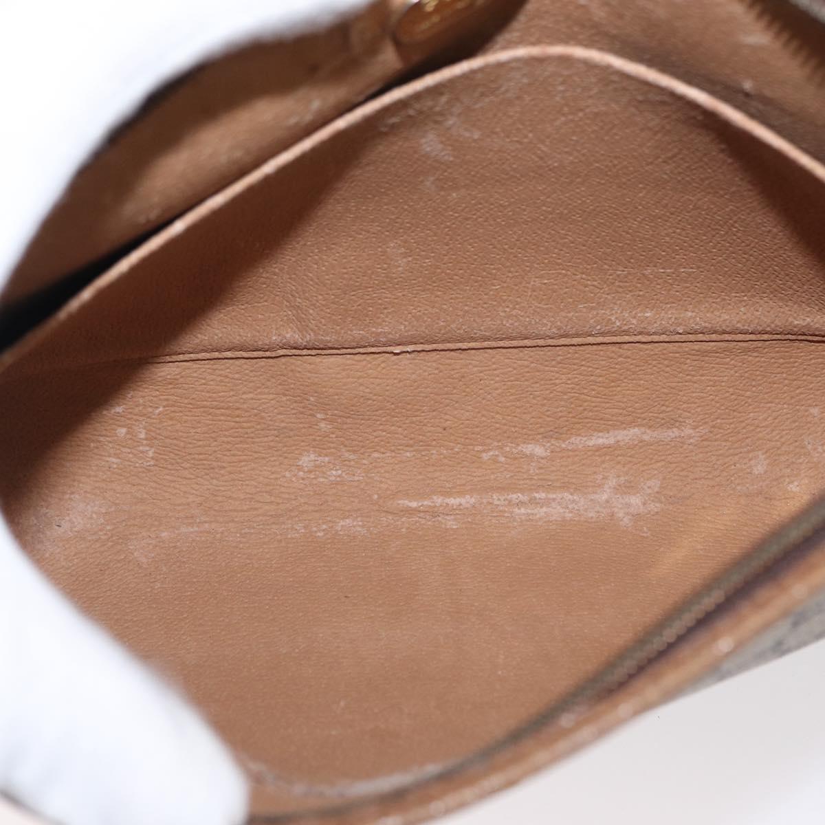 GUCCI GG Plus Supreme Clutch Bag PVC Beige Gold Auth bs31131