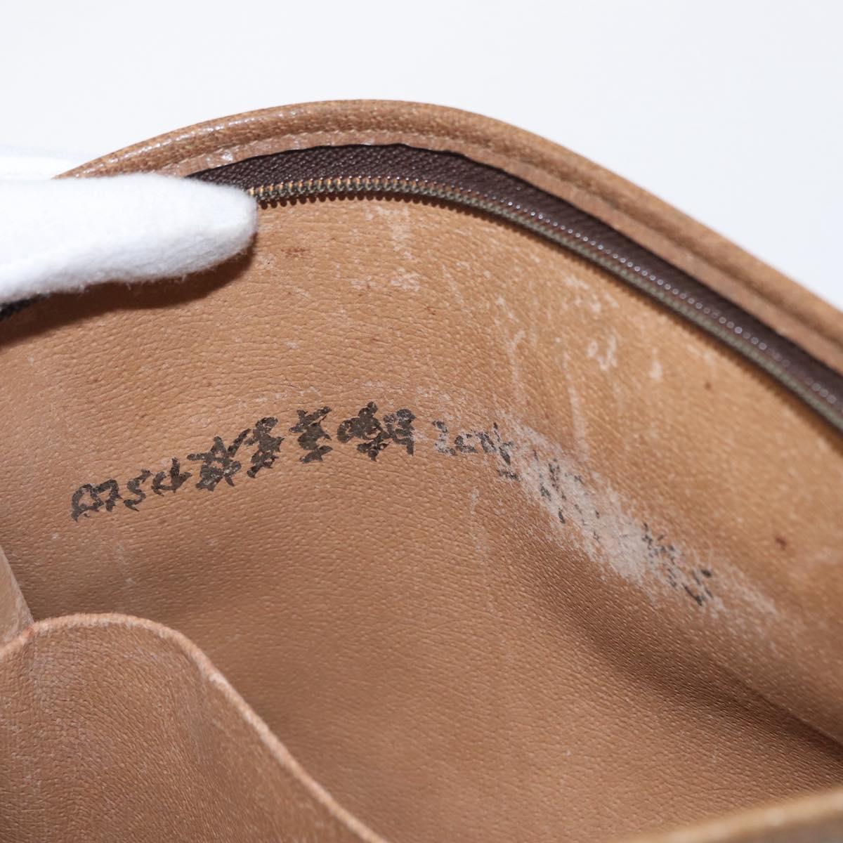 GUCCI GG Plus Supreme Clutch Bag PVC Beige Gold Auth bs31131