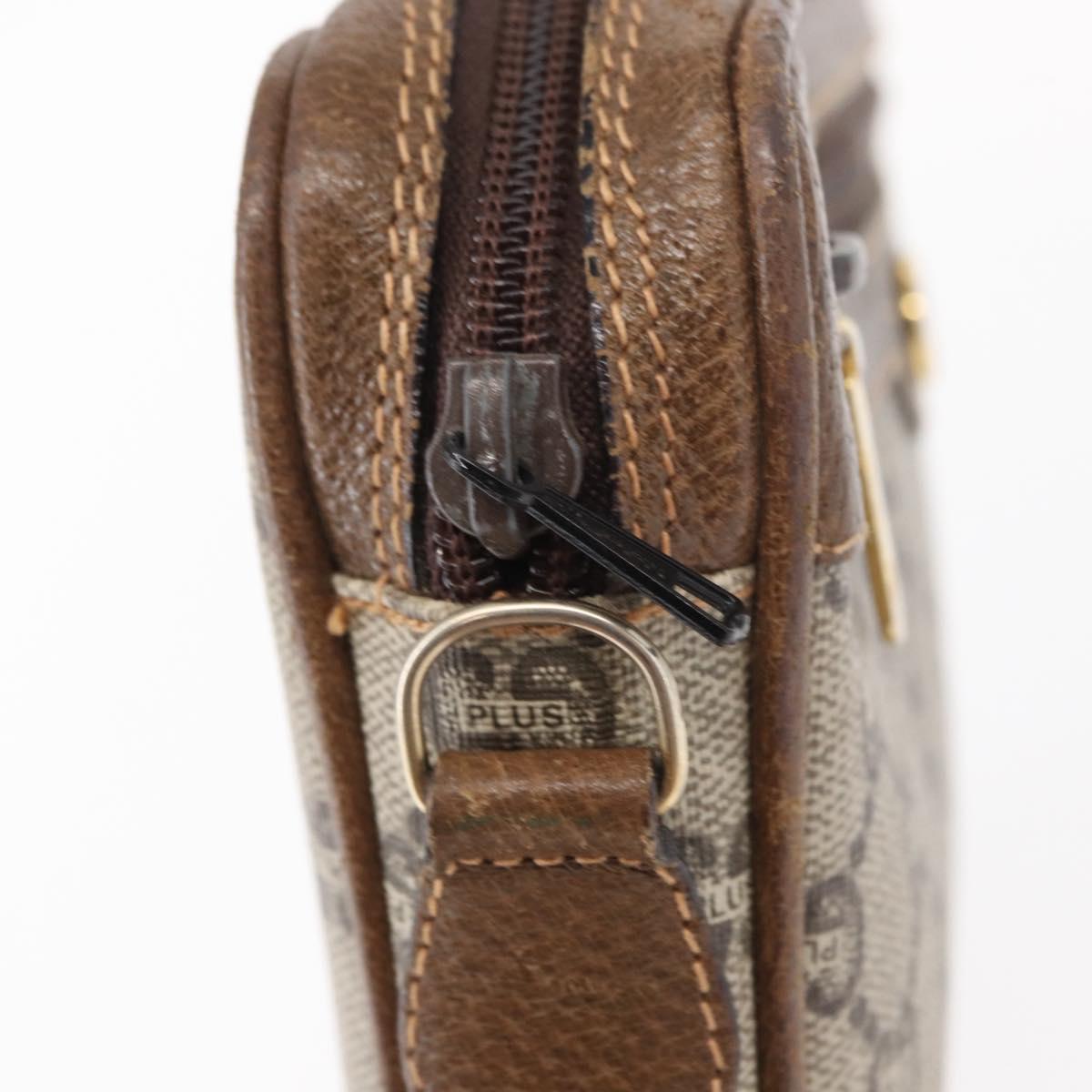 GUCCI GG Plus Supreme Clutch Bag PVC Beige Gold Auth bs31132