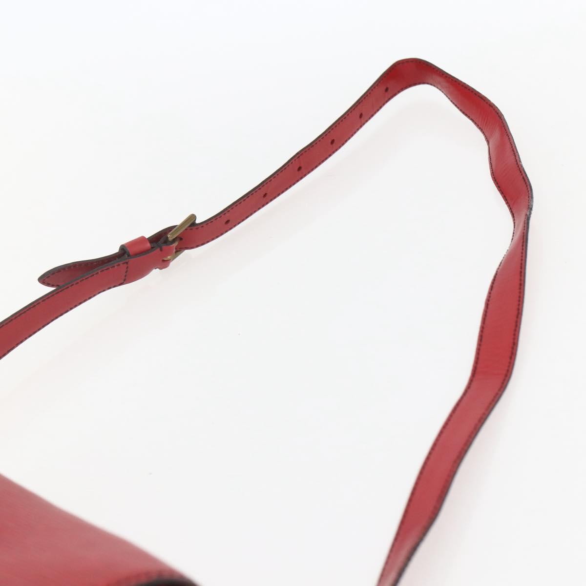LOUIS VUITTON Epi Saint Cloud GM Shoulder Bag Red M52197 LV Auth bs31281