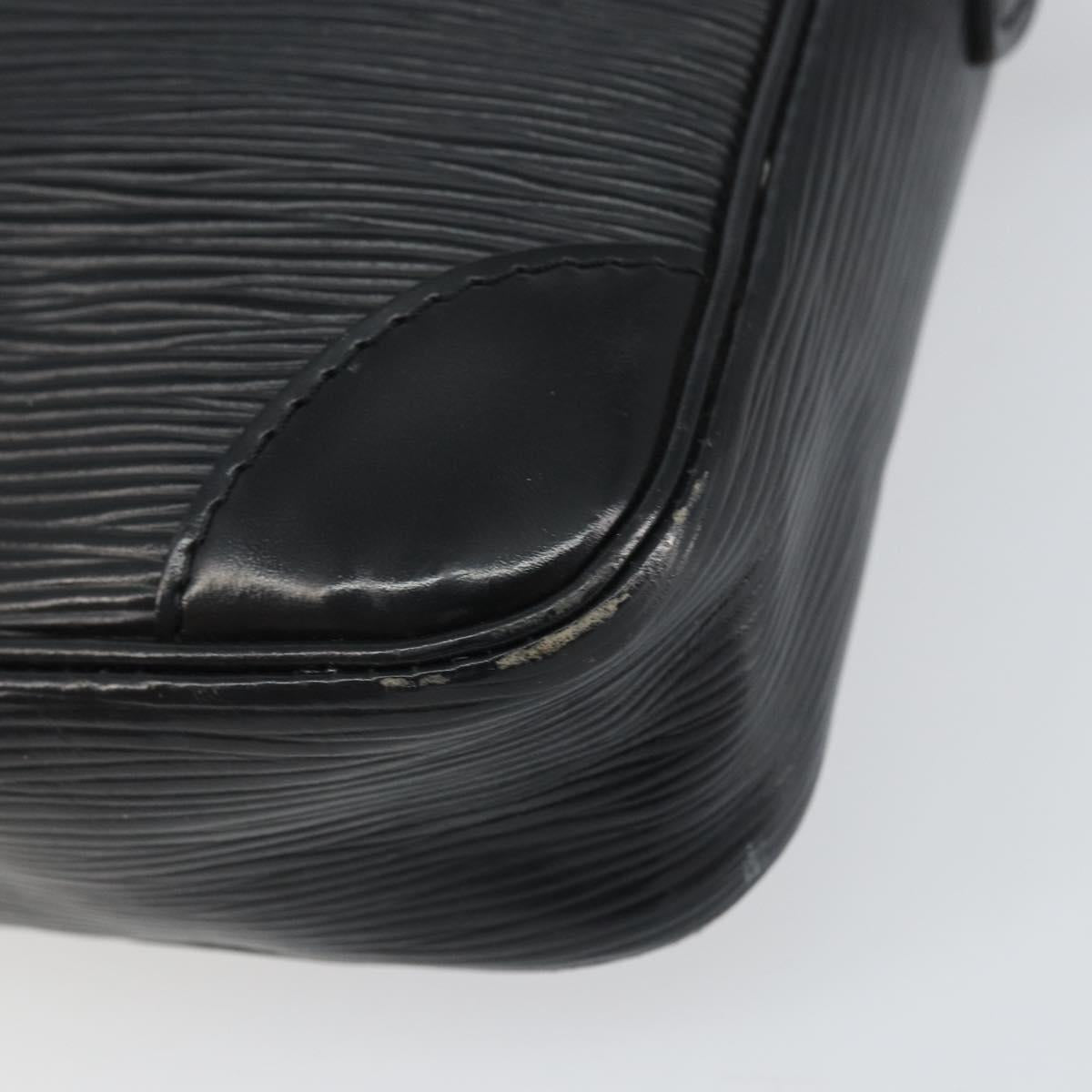 LOUIS VUITTON Epi Danube Shoulder Bag Black M45632 LV Auth bs31282