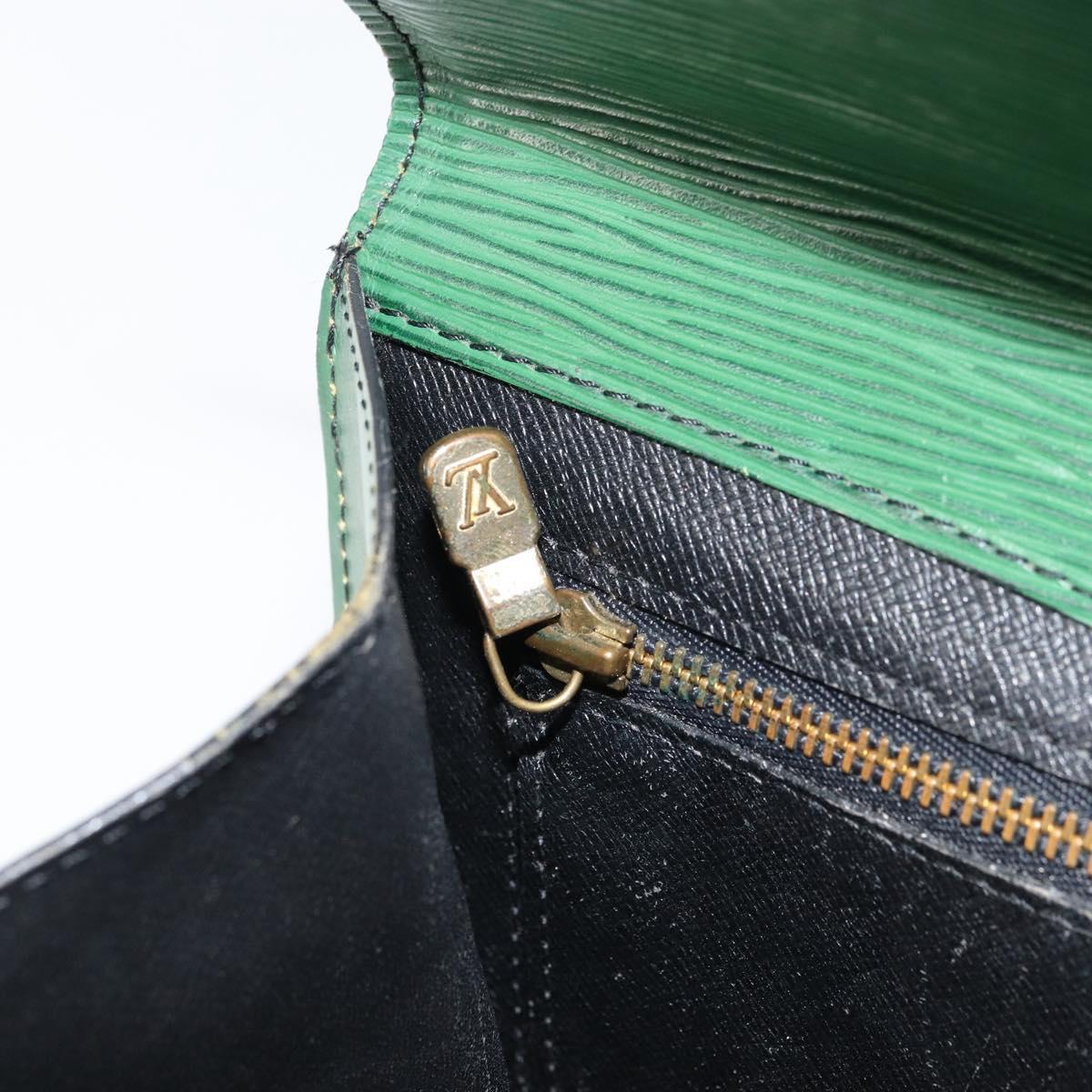 LOUIS VUITTON Epi Montaigne 27 Clutch Bag Green M52654 LV Auth bs31283