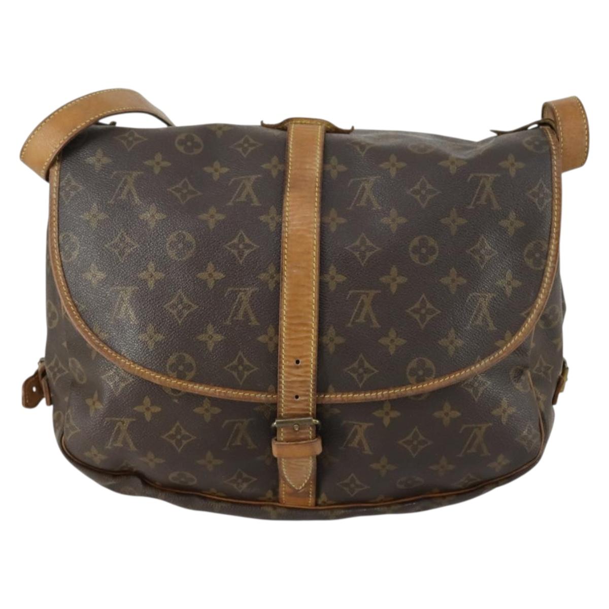 LOUIS VUITTON Monogram Saumur 35 Shoulder Bag M42254 LV Auth bs31304