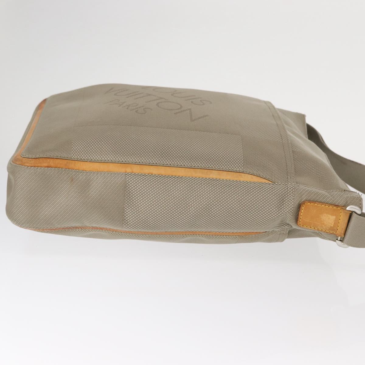 LOUIS VUITTON Damier Geant Compignon Messenger Bag Gray M93046 LV Auth bs31309