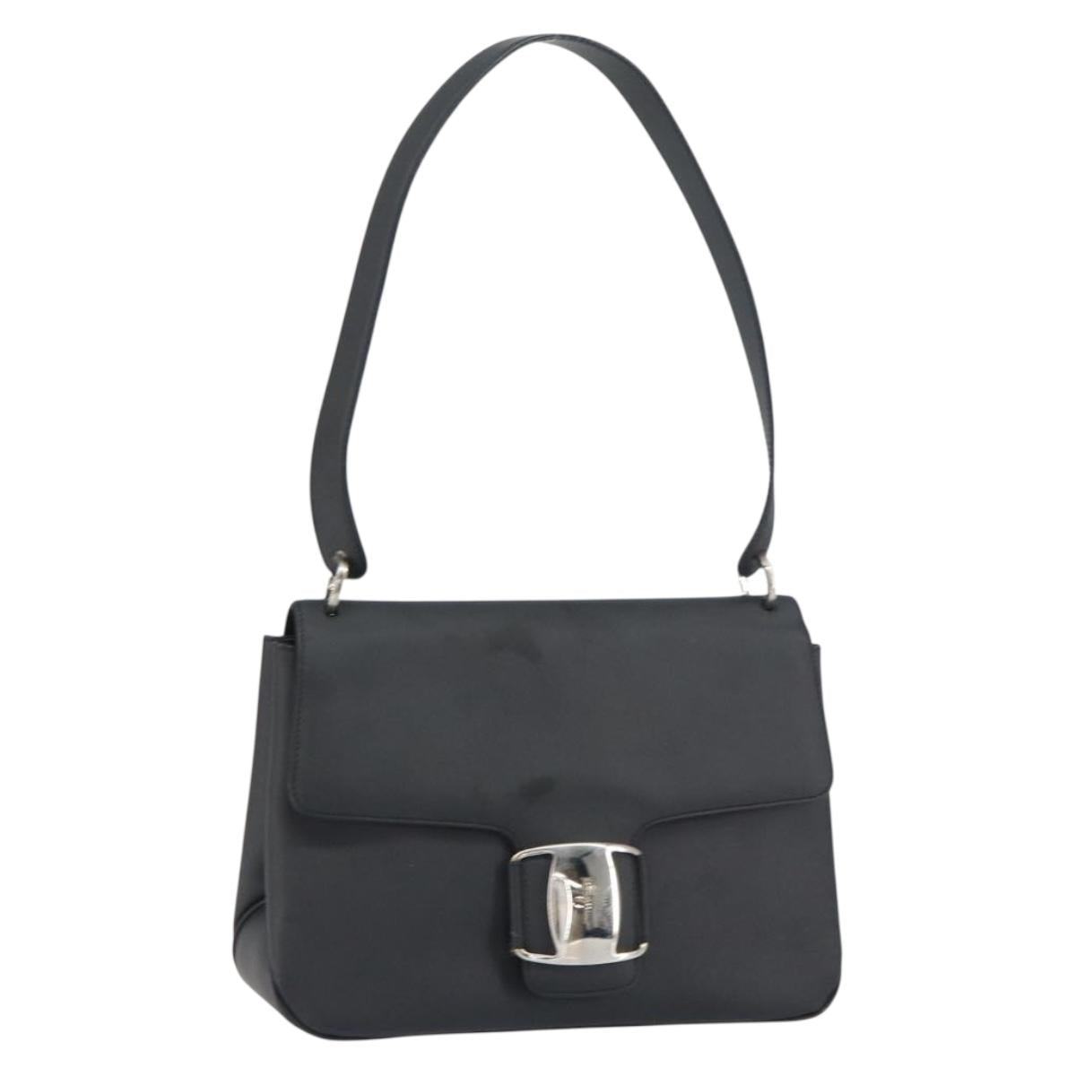 Salvatore Ferragamo Vala Shoulder Bag Patent leather Black Silver Auth bs31352