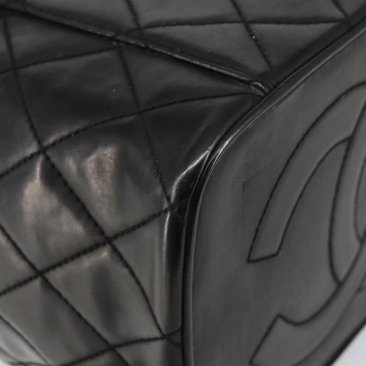 CHANEL Matelasse Vanity Pouch Enamel Black Gold CC Auth bs31398