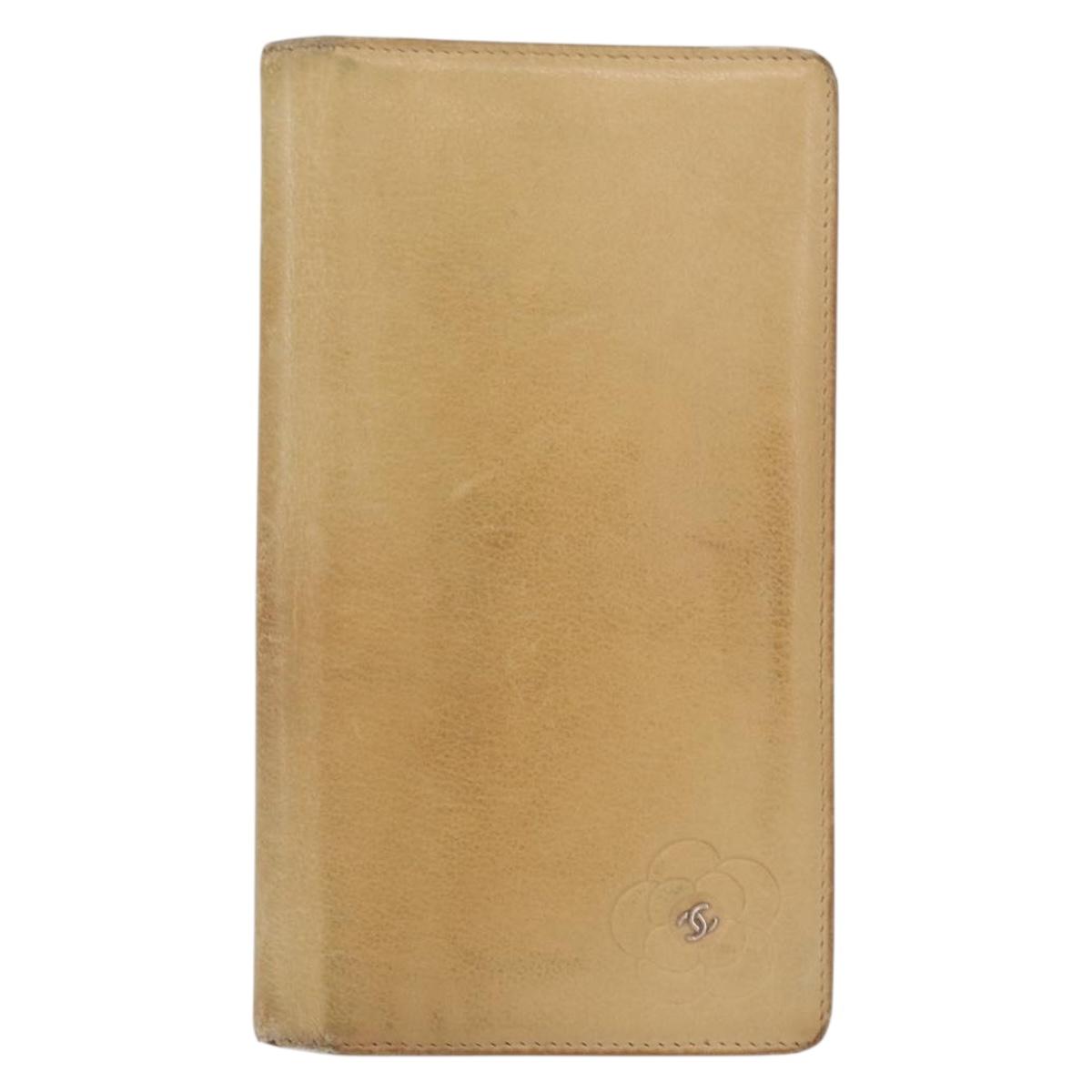 CHANEL Camelia Wallet Leather Beige CC Auth bs31581