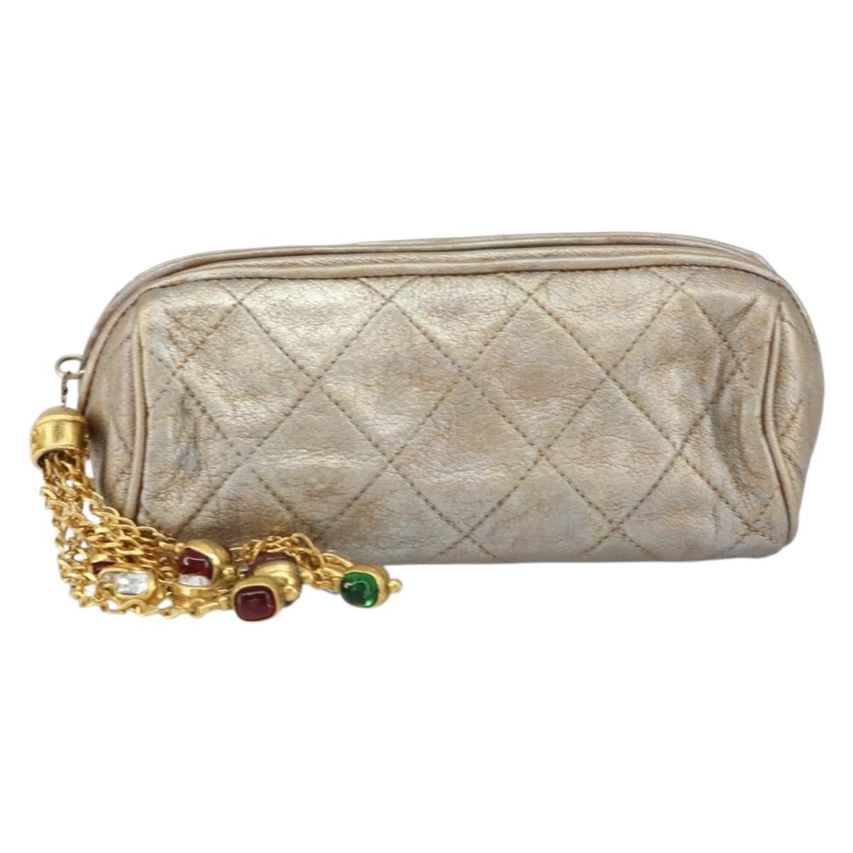 CHANEL Matelasse Pouch Leather Champagne Gold CC Auth bs32089