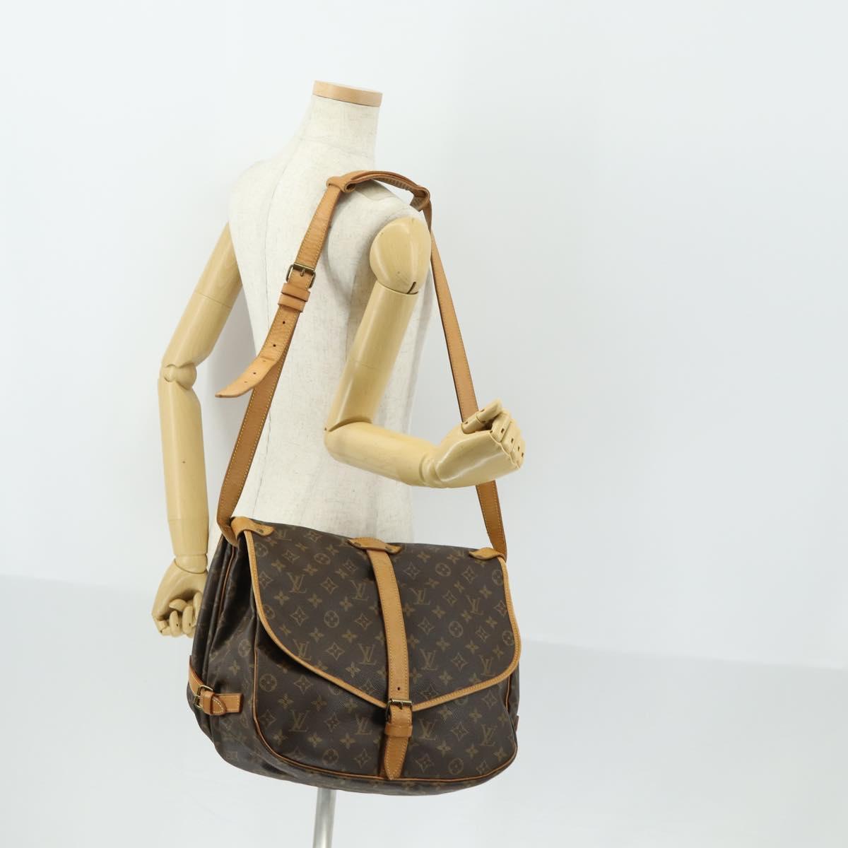 LOUIS VUITTON Monogram Saumur 35 Shoulder Bag M42254 LV Auth bs32301