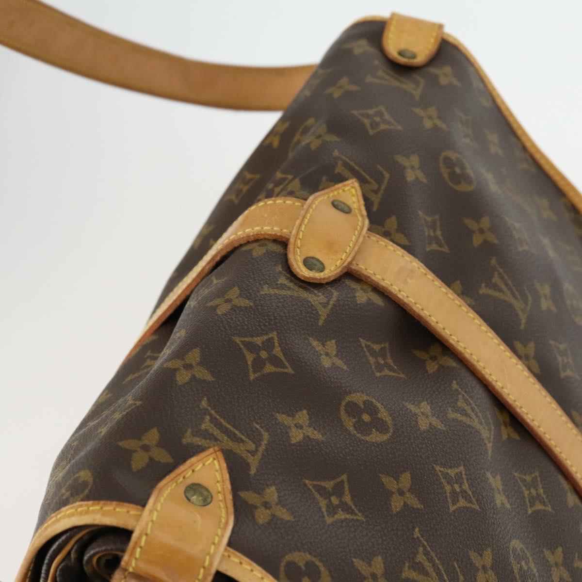LOUIS VUITTON Monogram Saumur 35 Shoulder Bag M42254 LV Auth bs32301
