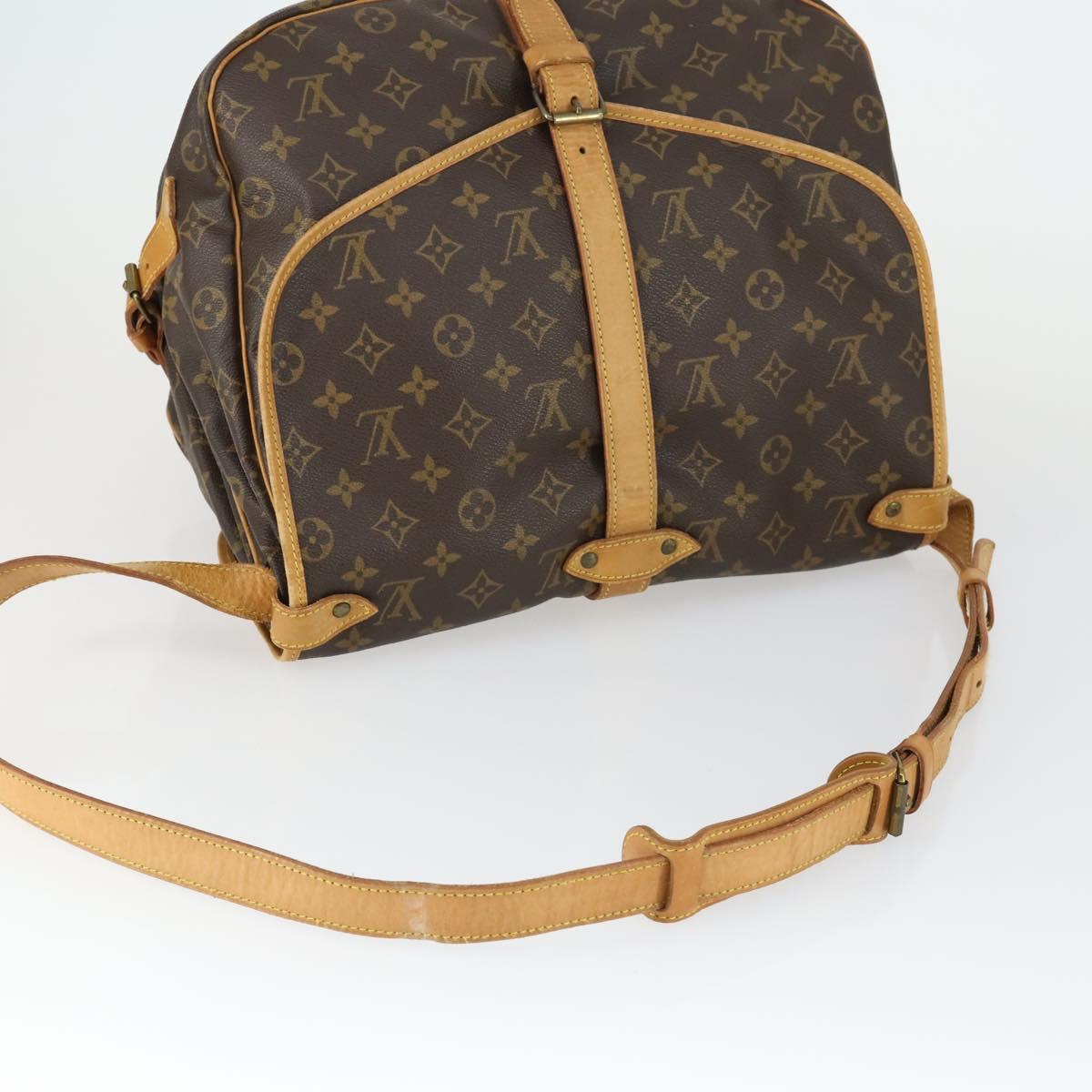 LOUIS VUITTON Monogram Saumur 35 Shoulder Bag M42254 LV Auth bs32301